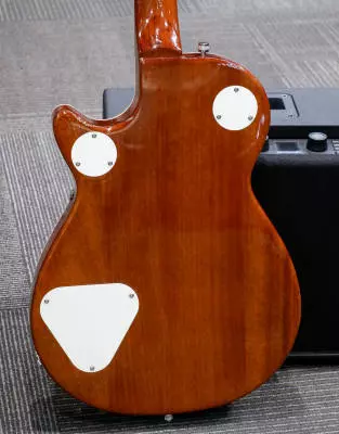 Gretsch Guitars - G5210T-P90 Electromatic Jet Two 90 Single-Cut with Bigsby, Laurel Fingerboard - Vintage White 2